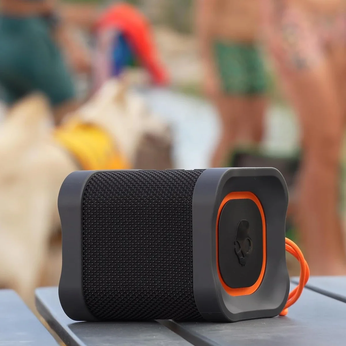 مكبر صوت Skullcandy Terrain Mini لاسلكي بتقنية Bluetooth ومقاومة للماء IPX7 وبطارية 14 ساعة - أسود - Thumbnail 4