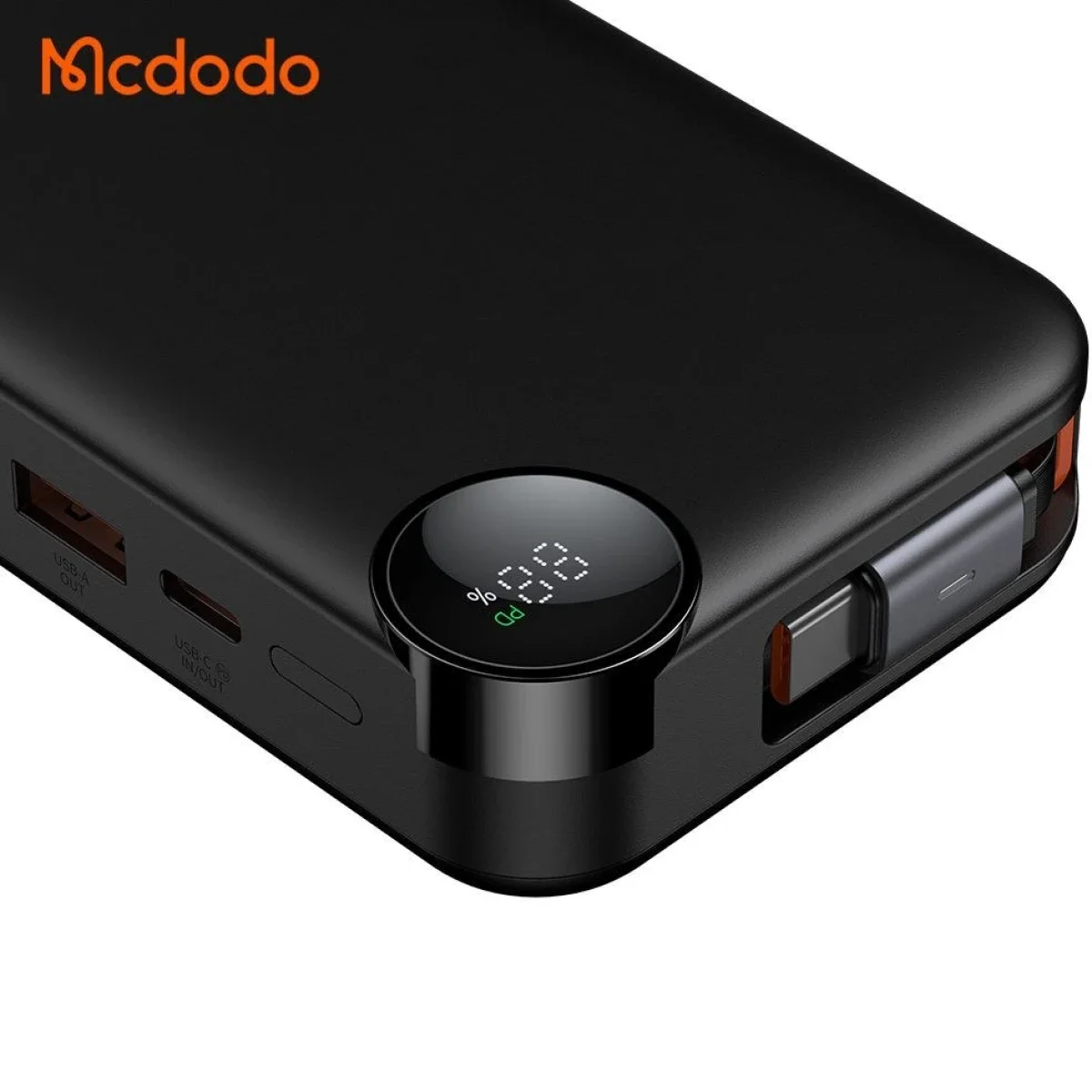 باور بانك Mcdodo MC-3870 بسعة 10000mAh وقدرة 30W مع كابل قابل للسحب وشاشة رقمية - أسود - Thumbnail 4