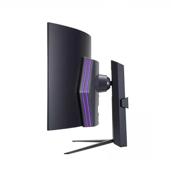شاشة ألعاب منحنية OLED LG 45GR95QE-B UltraGear مقاس 45 إنش WQHD بتردد 240Hz وزمن استجابة 0.03ms - Thumbnail 3