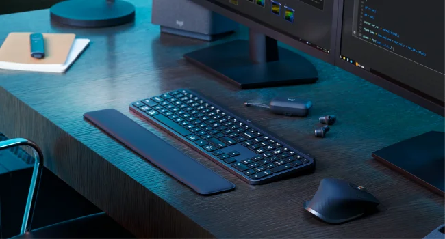 طقم كيبورد وماوس Logitech MX Keys S Combo مع MX Master 3S لاسلكي، مسند راحة، إضاءة ذكية، بلوتوث، USB-C، عربي/إنجليزي، جرافيت - Image 18