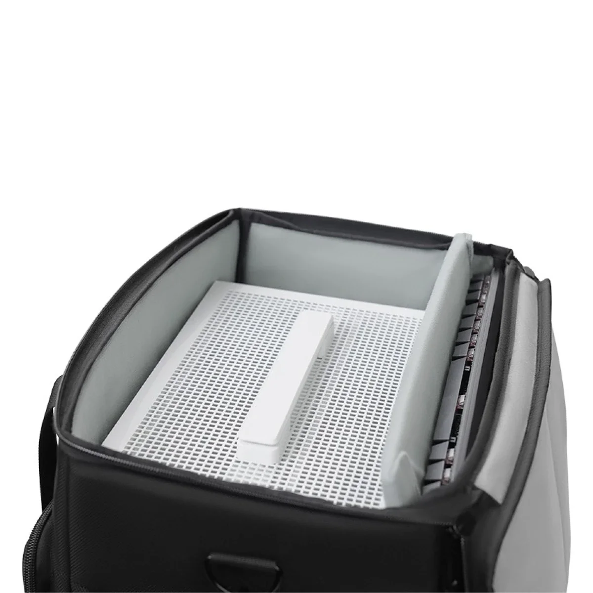 حقيبة هيكل كمبيوتر DeepCool CaseFree سعة 28 لتر باللون الأسود - Image 4