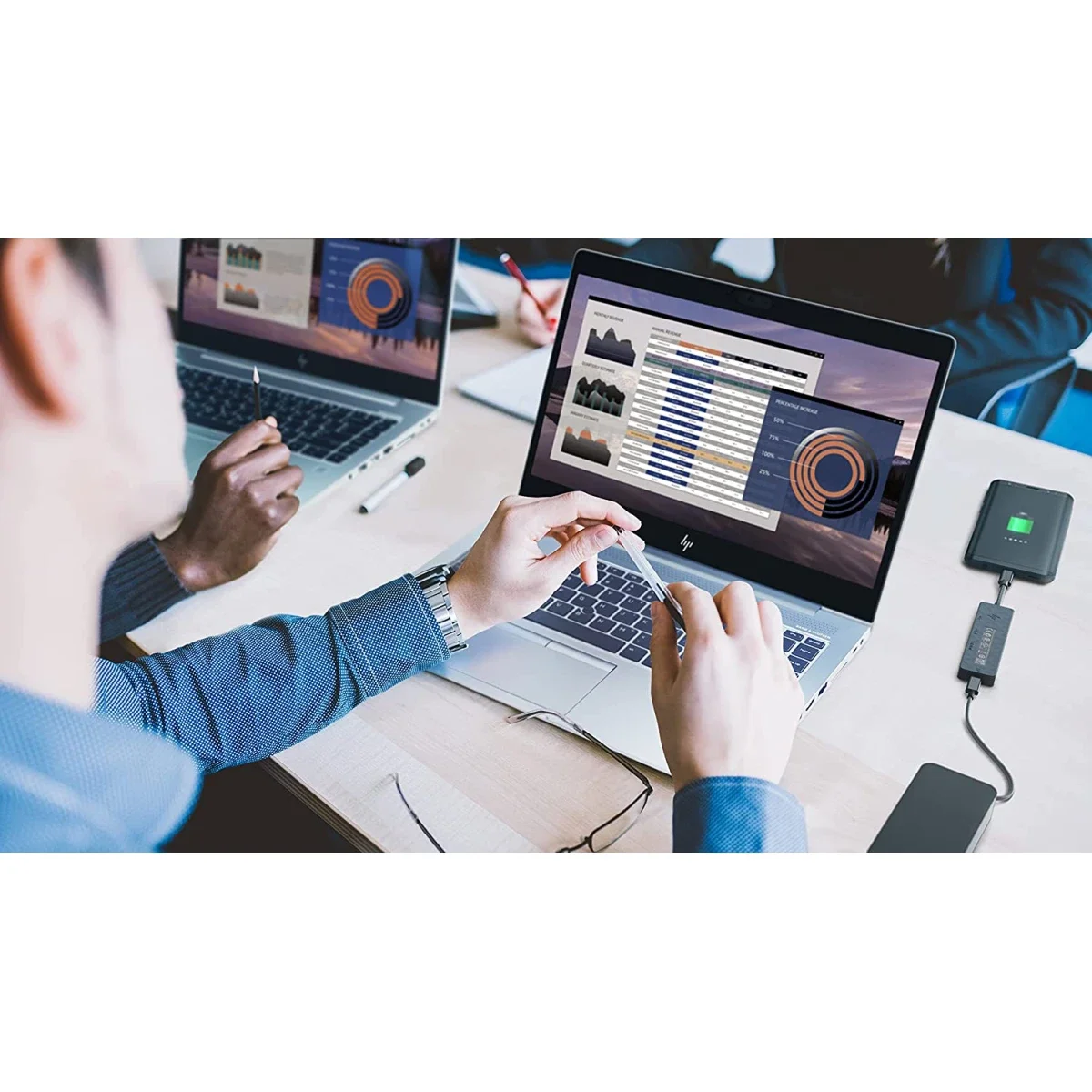 HP Elite USB-C Hub with 90W Pass-Through Charging, USB-A and HDMI - Black - Image 6