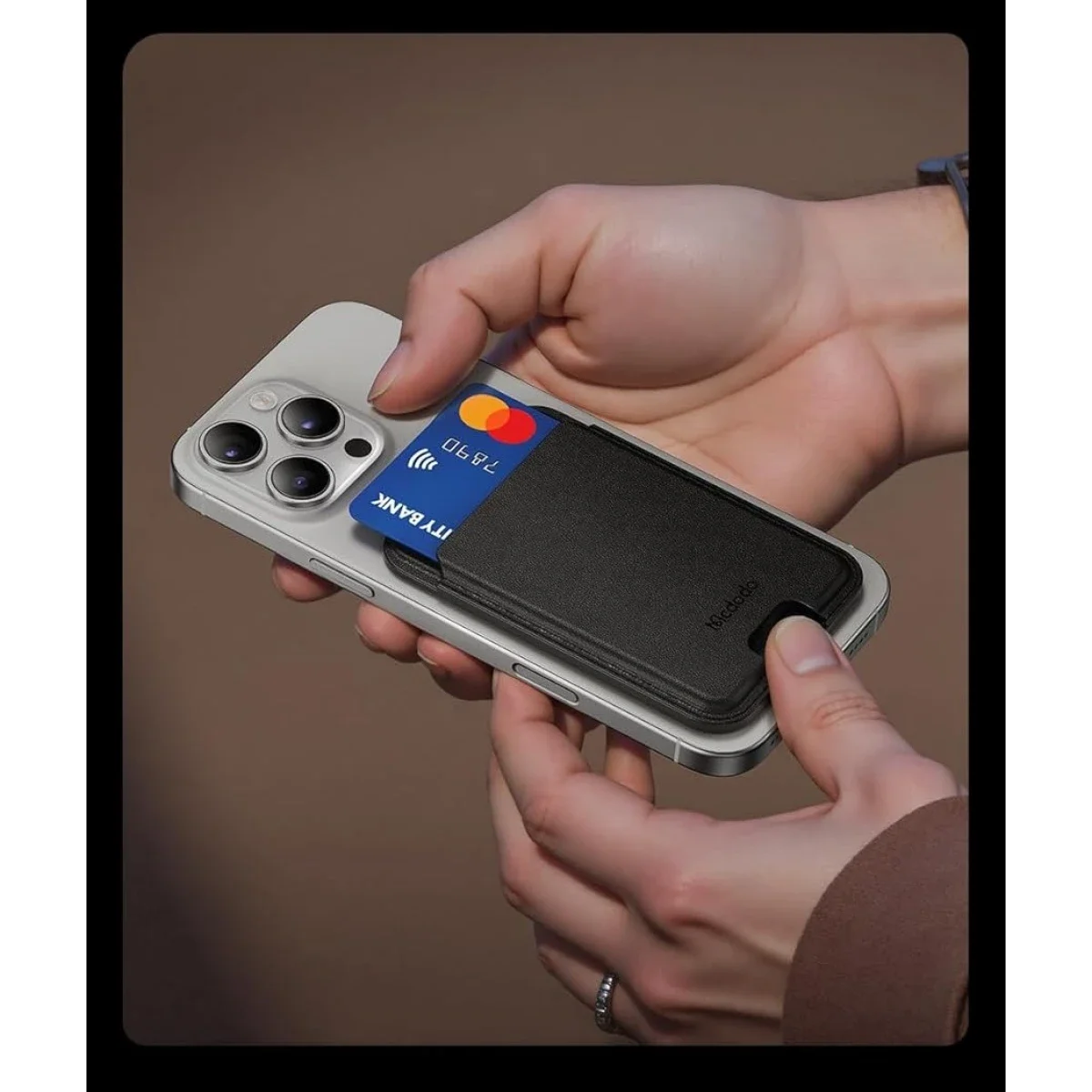 Mcdodo WH-7920 Magnetic MagSafe-Compatible Card Wallet for iPhone 12-16 - Thumbnail 6