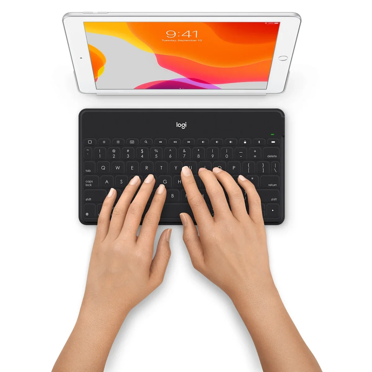 كيبورد Logitech Keys-To-Go لاسلكي بتقنية Bluetooth لأجهزة iPad وiPhone وApple TV - Thumbnail 3