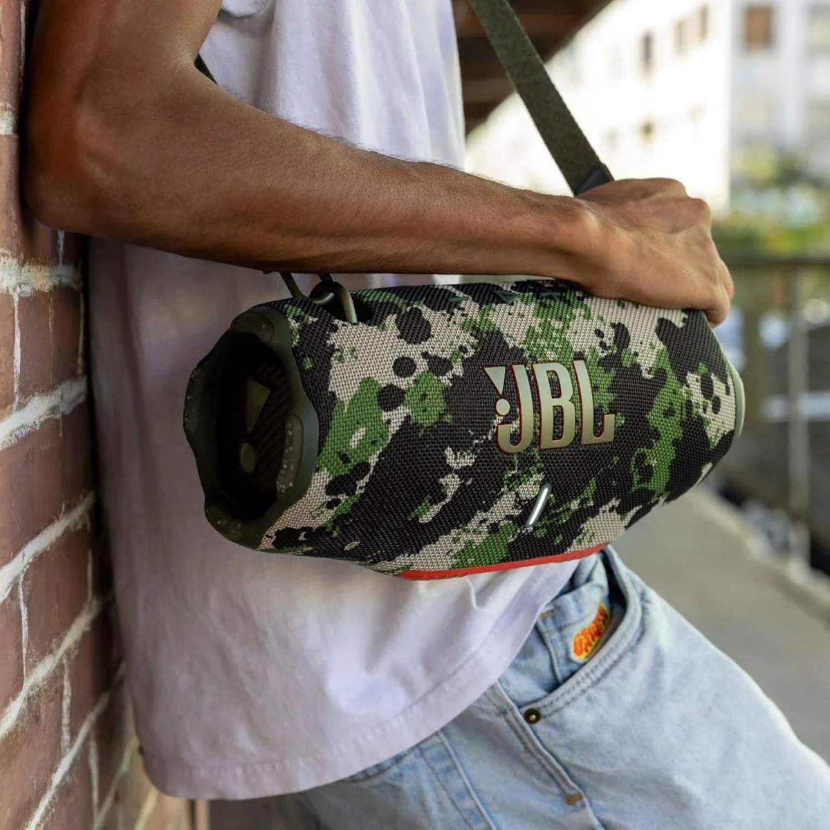 سماعة JBL Xtreme 4 بلوتوث محمولة بصوت جهير عميق، IP67، تشغيل 24 ساعة - Squad - Thumbnail 12