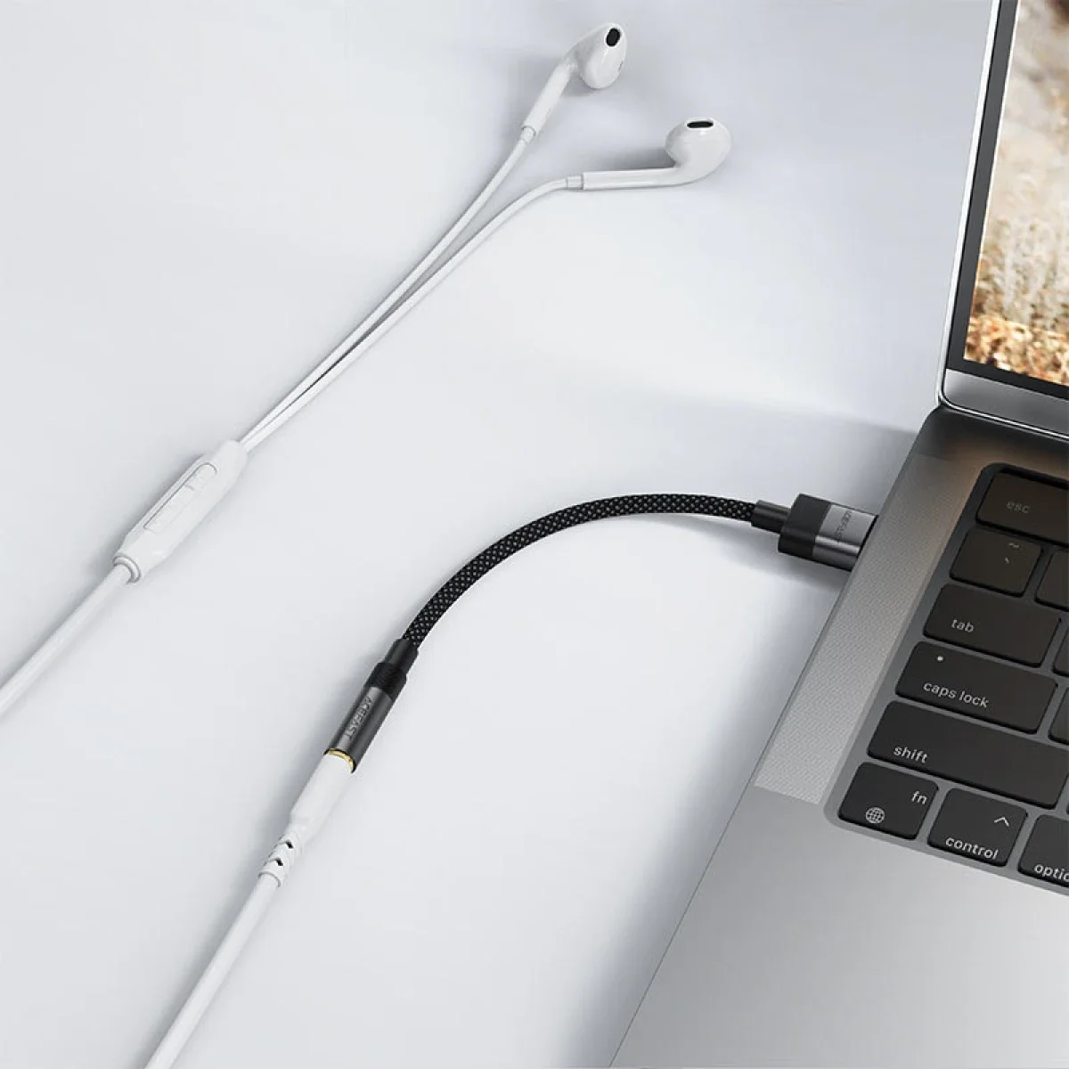 ACEFAST J13 USB-A Male to 3.5mm Female Audio Adapter 15cm Black - Image 4