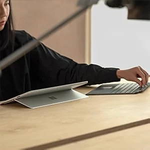 Microsoft Surface Pro Signature Keyboard & Slim Pen 2 for Surface Pro 8/Pro X - Platinum - Thumbnail 5
