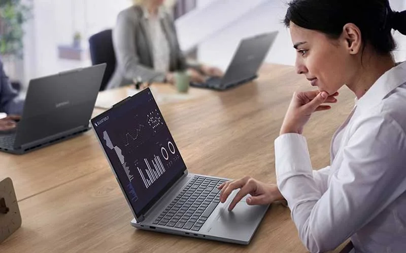 لابتوب Lenovo ThinkBook 16p Gen 6 مقاس 16.0 إنش 2.5K IPS 240Hz بمعالج Intel Core Ultra 7 255HX وكرت RTX 5060 وذاكرة 16GB وتخزين 512GB SSD - Image 8