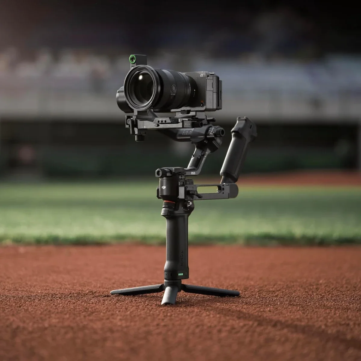 مثبت كاميرا DJI RS 5 كومبو مع وحدة تتبع بالذكاء الاصطناعي ومقبض حقيبة، أسود - Image 3