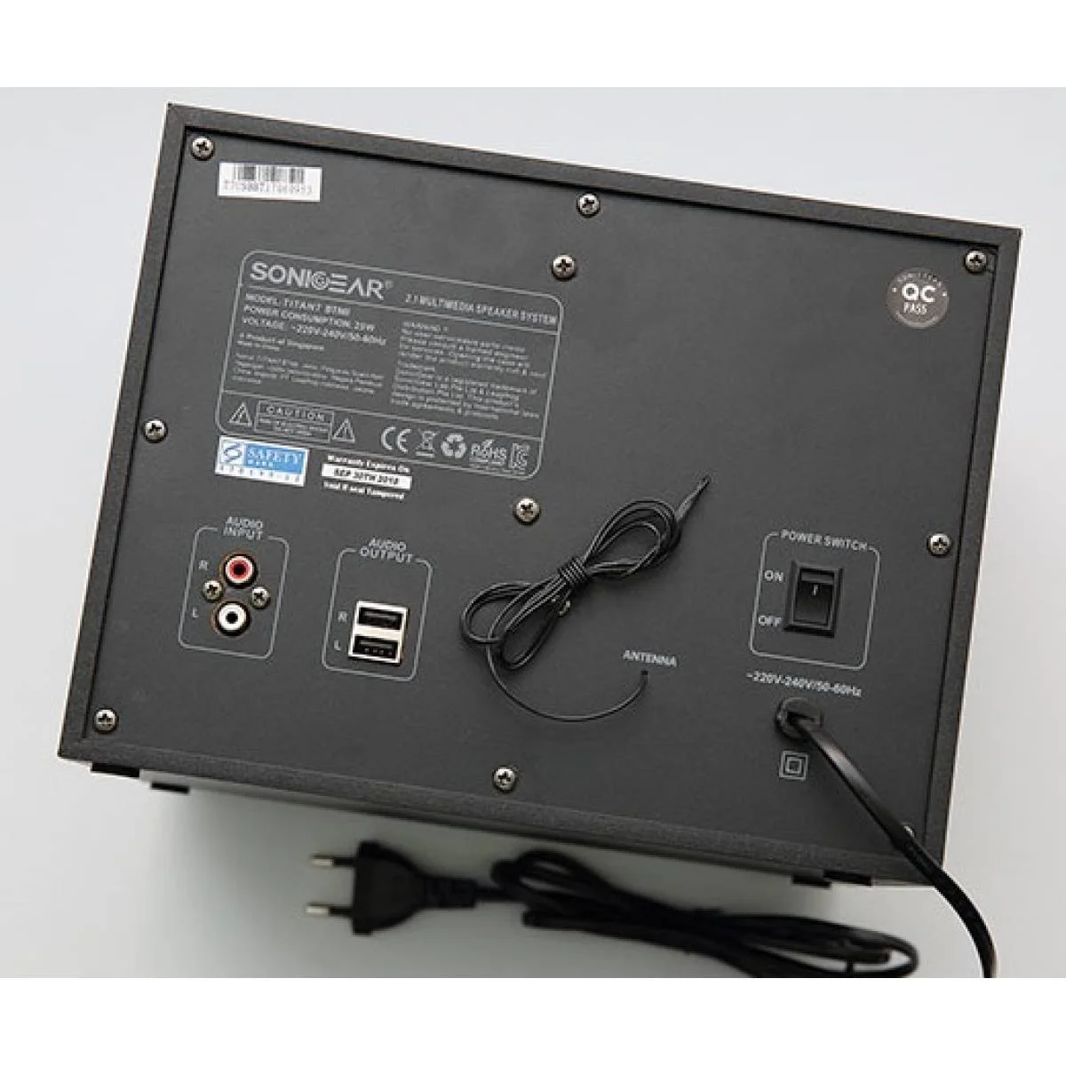 سماعات كمبيوتر SonicGear Titan7 PRO 2.1 بلوتوث وUSB وFM وإضاءة LED 50 واط - Image 4