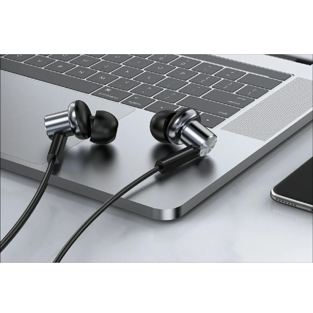 WIWU EB-311 Wired Stereo Earbuds with Microphone, 3.5mm Audio Jack, 1.1m Cable - Black - Thumbnail 6