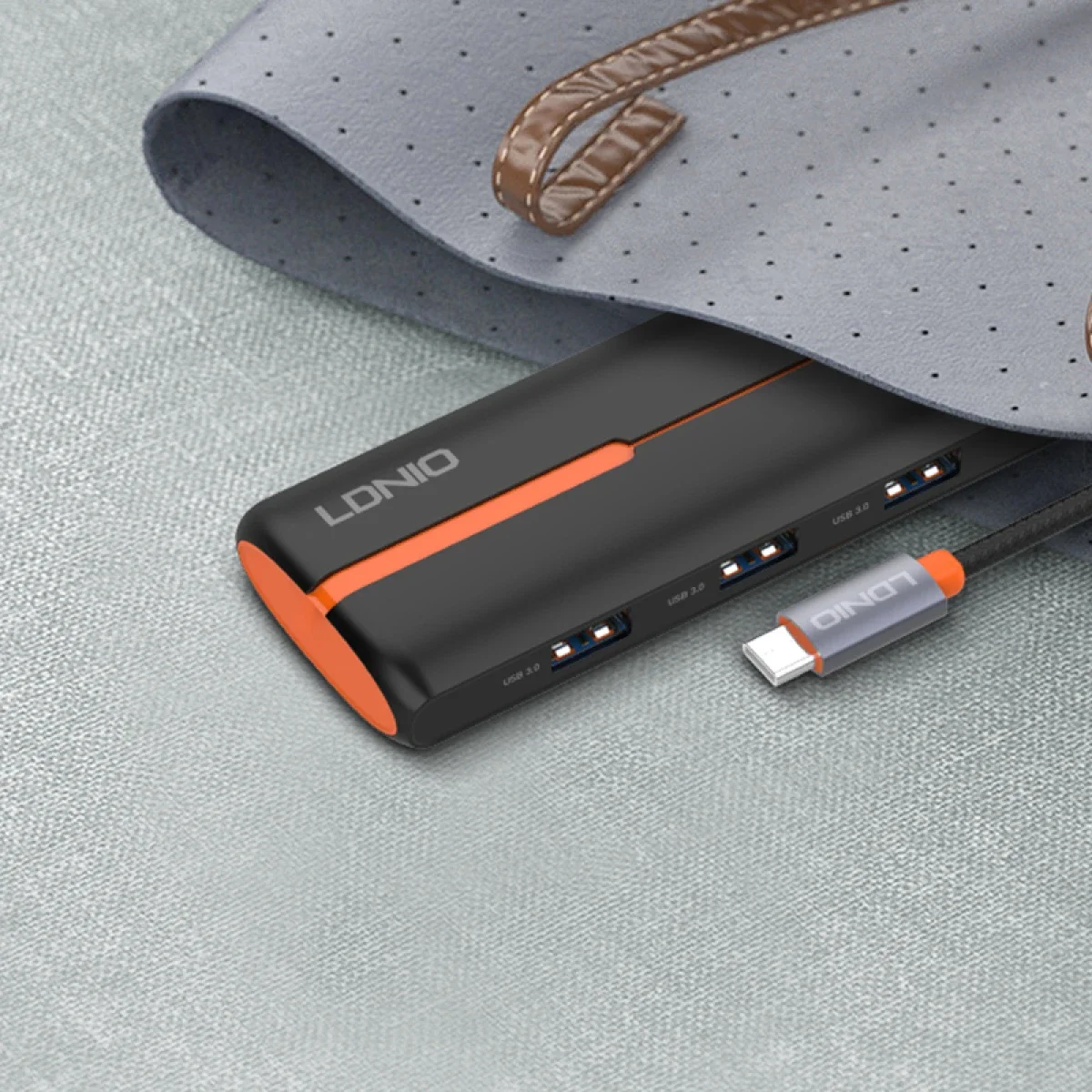 موزع USB-C 5 في 1 LDNIO DS-25U مع شحن 100W PD لأجهزة MacBook - أسود - Image 4