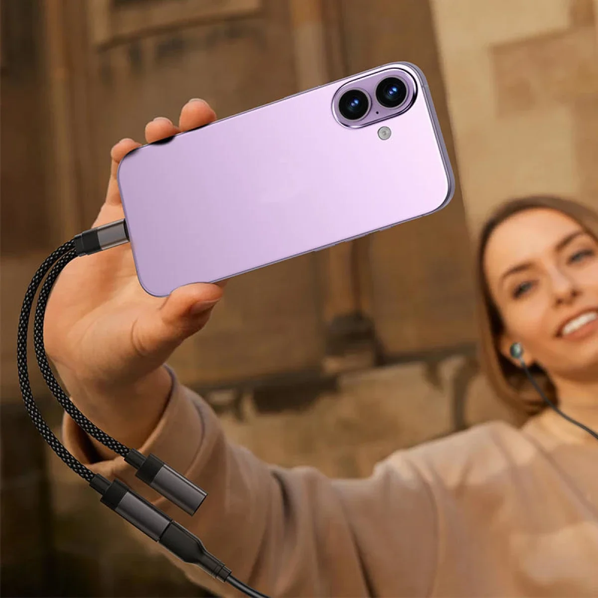 محول تقسيم ACEFAST J14 من USB-C إلى 2x USB-C بقدرة 60W وشحن سريع وصوت Hi-Fi أسود - Image 5